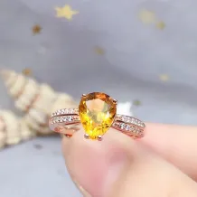 925 Sterling Silver Gold-Plated Ring Setting For 7x9mm Pear-Shaped Crystal/Diopside