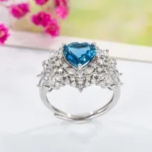 Heart-Shaped 8x8 Mm Crystal Topaz Inlaid 925 Sterling Silver Plated With 18k Gold Ring Setting