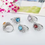 Heart-Shaped 8x8 Mm Crystal Topaz Inlaid 925 Sterling Silver Plated With 18k Gold Ring Setting