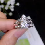 S925 18K Gold-Plated Crown-Style Ring Setting for 6.5x6.5mm (1ct) Round Moissanite