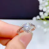 925 Sterling Silver Rose Gold Plated Heart-Shaped Halo Ring Setting For 6.5mm (1ct) Round Moissanite